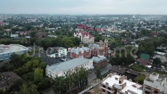 在俄罗斯坦博夫举行的罗马天主教圣十字勋章鸟瞰视频的预览图