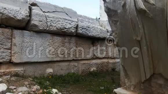 阿尔忒弥斯神庙位于土耳其萨里希里马尼萨的SardesLydia古历史古城视频的预览图
