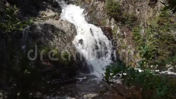 比利时瀑布叫巴耶洪瀑布视频的预览图