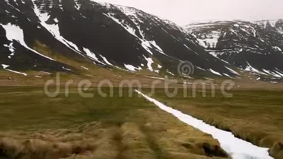 冰岛风景从汽车视频的预览图