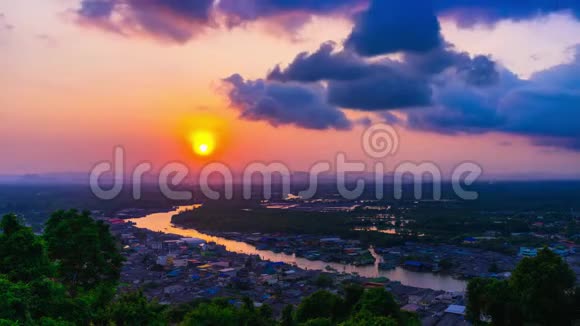 泰国的穆特西山观景台日夜不停这是汉丰省的主要旅游景点视频的预览图