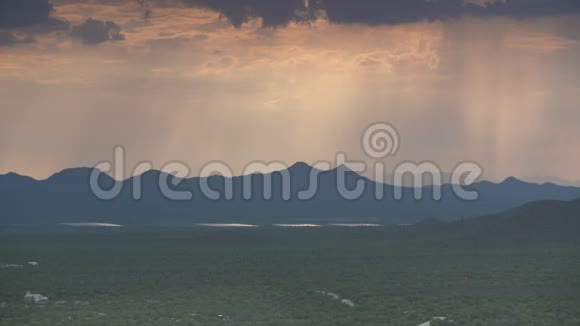 雨落在山上视频的预览图