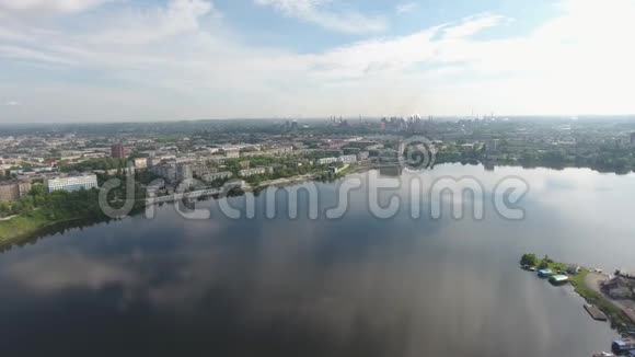 尼兹尼塔吉尔空中维耶夏天视频的预览图