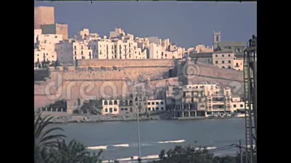 1970年彭尼斯科拉镇视频的预览图