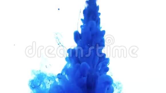 蓝色水彩流抽象视频的预览图