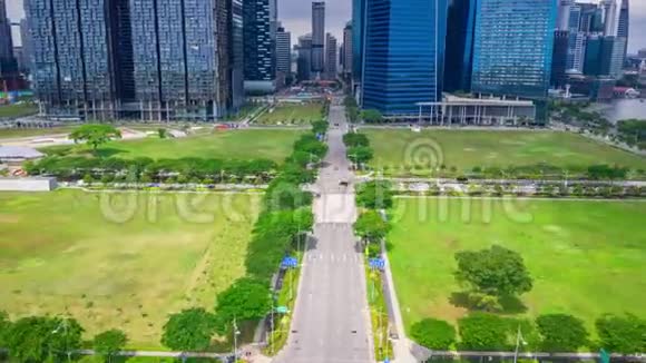 通往新加坡商业区的高速公路视频的预览图