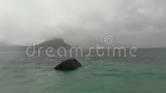 山上的风景云雾缭绕海中有石视频的预览图