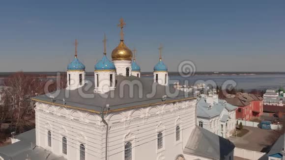 穿越俄罗斯楚瓦西亚切布卡西里市维登斯基大教堂及其延伸视频的预览图