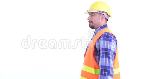幸福留胡子的波斯人建筑工人双臂交叉微笑视频的预览图