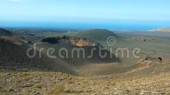 兰萨罗特岛加那利火山口全景视频的预览图
