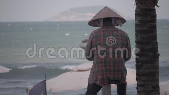 越南人做户外运动视频的预览图