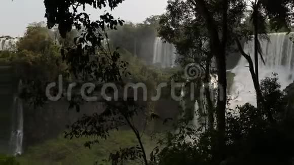 阿根廷伊瓜库瀑布国家地标视频的预览图