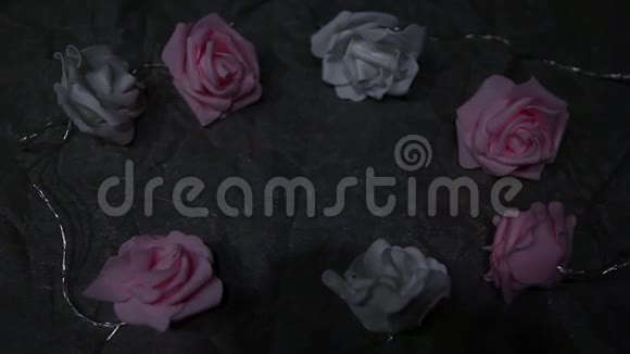 花卉花环羊皮纸背景高清镜头视频的预览图
