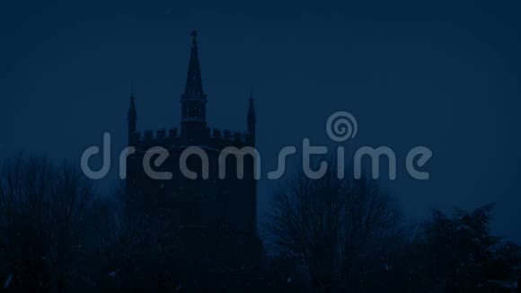雪夜教堂视频的预览图