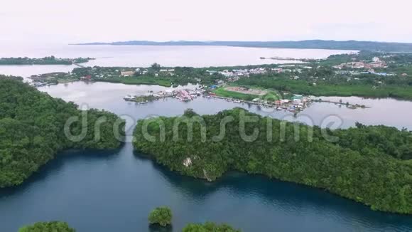 帕劳科罗岛的海景背景一城市景观视频的预览图