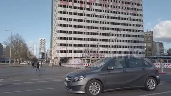 德国柏林的Allesandersplatz大楼视频的预览图