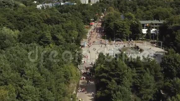 帕兰加立陶宛2019年7月空中全景最多的杨树街帕兰加和喷泉视频的预览图