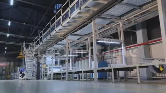 壁纸生产线壁纸生产厂现代壁纸生产厂视频的预览图