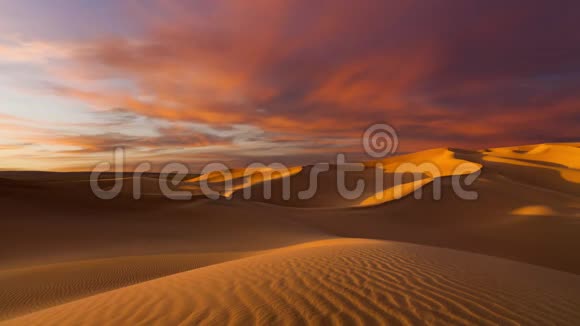沙漠沙丘上的日落视频的预览图