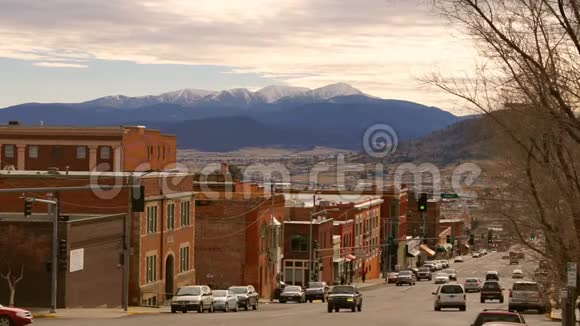 美国蒙大拿州市中心花岗岩大道视频的预览图