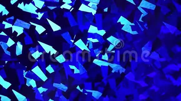 抽象晶体背景蓝色闪光纹理的微光有光泽的背景旋转视频的预览图