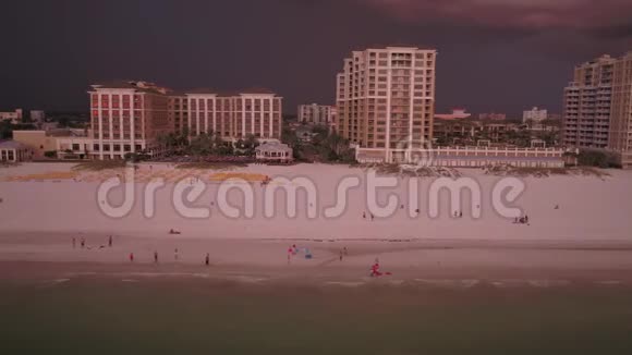 佛罗里达州坦帕2017年7月日落4K灵感2视频的预览图