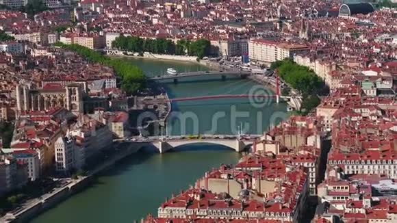 法国里昂2018年6月晴天90毫米变焦4K激励2Pro视频的预览图