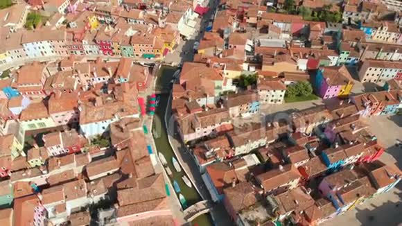 空中威尼斯布拉诺航道船海视频的预览图
