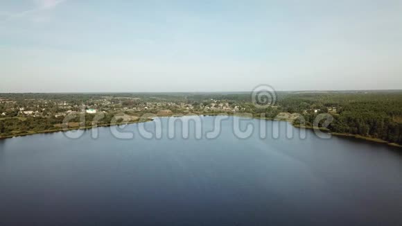 卢科萨河源泽伦斯科耶湖视频的预览图