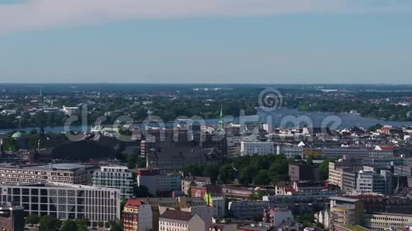 德国汉堡2018年6月晴天90毫米变焦4K激励2Pro视频的预览图