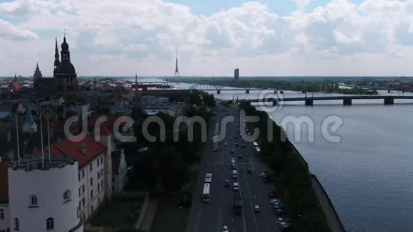 拉脱维亚里加2018年6月晴天30毫米4K激发2探针视频的预览图