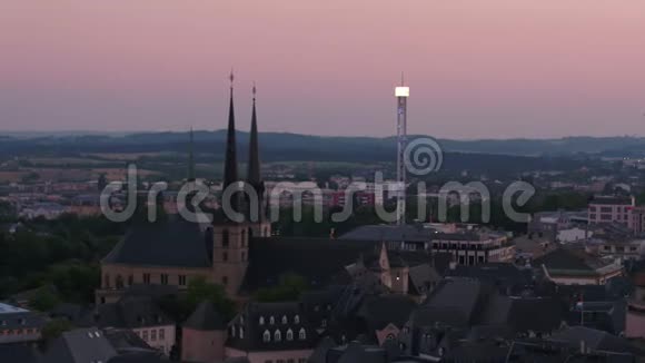 卢森堡2018年6月日落90毫米变焦4K激励2视频的预览图