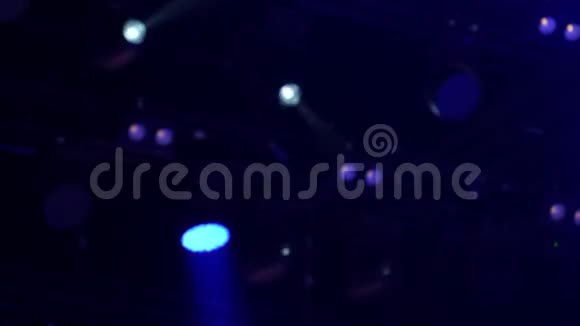 音乐会背景下的音乐会灯光视频的预览图