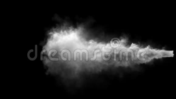 黑色背景上孤立的白色烟雾污染视频的预览图