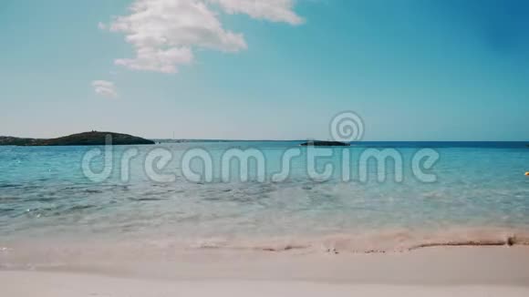 巴利阿里岛森林阳光日海滩视频的预览图