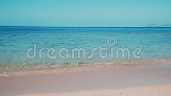 巴利阿里岛福门特拉清凉海滩视频的预览图