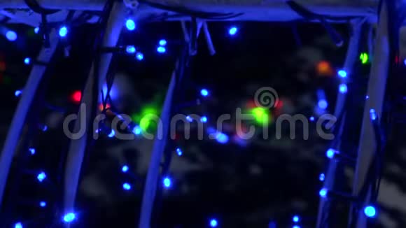 新年光明圣诞装饰品加兰兹视频的预览图