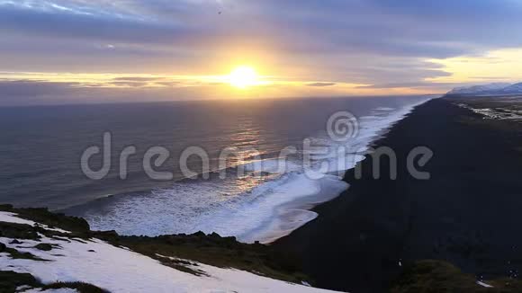 Solheimafjara黑沙滩靠近Dyrholaey冰岛欧洲视频的预览图