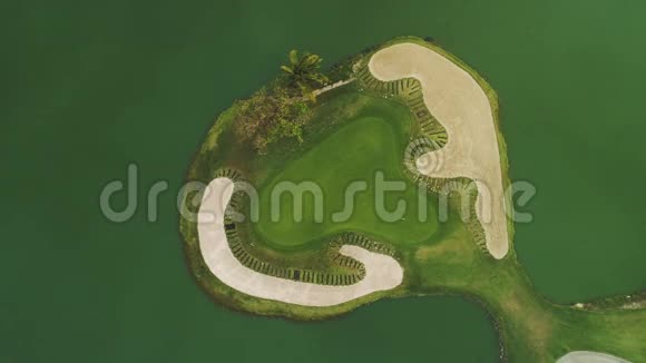 可鸟瞰加勒比海热带高尔夫球场巴瓦罗度假区多米尼加共和国蓬塔卡纳视频的预览图