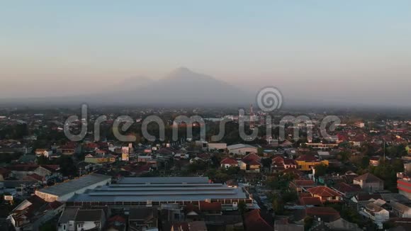 印度尼西亚日惹市的鸟瞰图视频的预览图