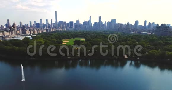 杰奎琳肯尼迪奥纳西斯水库中央公园纽约市空中视频的预览图