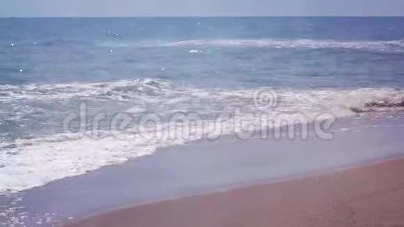 海浪的蓝海视频的预览图