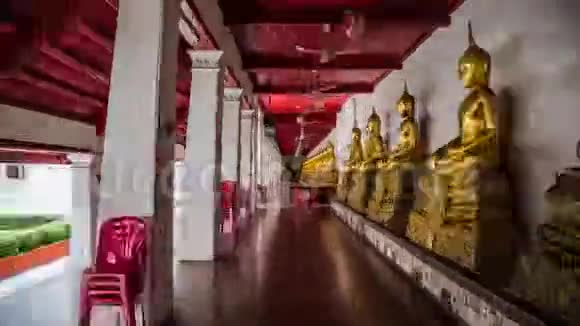泰国曼谷街道和寺庙时间视频的预览图