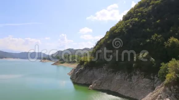 萨托湖全景在晴朗的一天萨尔托湖里耶提省萨尔托拉戈的表演视频的预览图