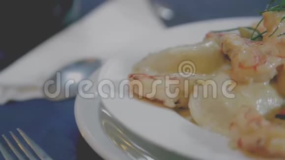 美食面食视频的预览图
