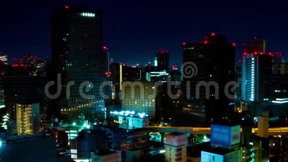 东京城市景观的黎明时分高角度远镜头变焦视频的预览图
