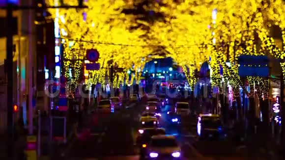 Shibuya倾斜式微型照明街道的夜间延时视频的预览图
