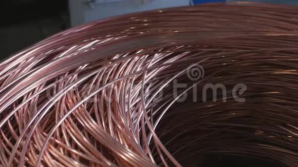 铜线的拉丝工艺生产电气电缆的工厂视频的预览图