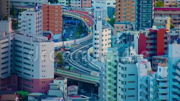 东京市区高速公路的一段时间的流逝视频的预览图