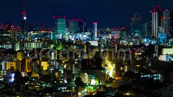 东京城市景观大角广角倾斜的黎明时分视频的预览图